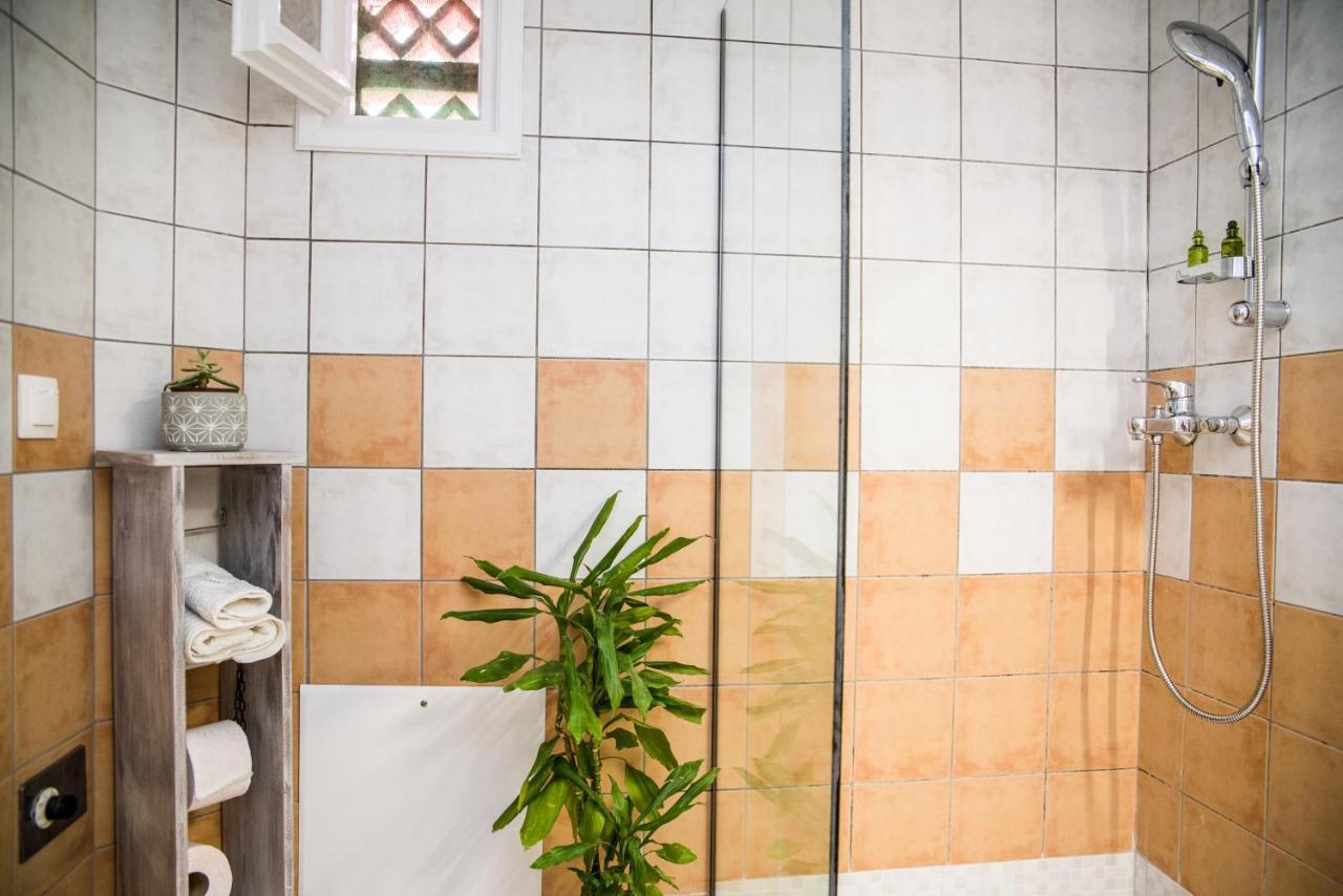 Mint Apartment Zakynthos Town Center Bagian luar foto
